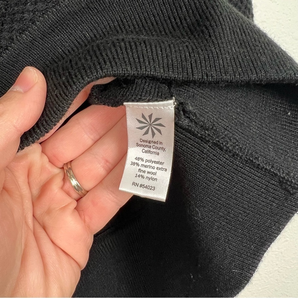 Athleta Waffle Knit Sweater Black Sz S - Picture 5 of 6